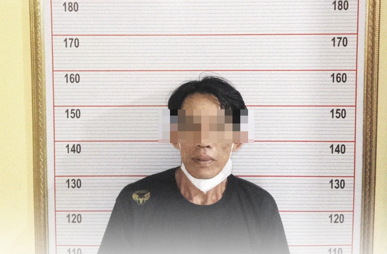 Ciumi Celana Dalam Korban Sebagai Perangsang Onani