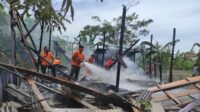 Rumah Warga Pasir Panjang Jadi Arang