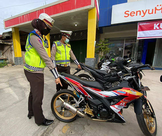 Polisi Incar Motor Pakai Knalpot Brong