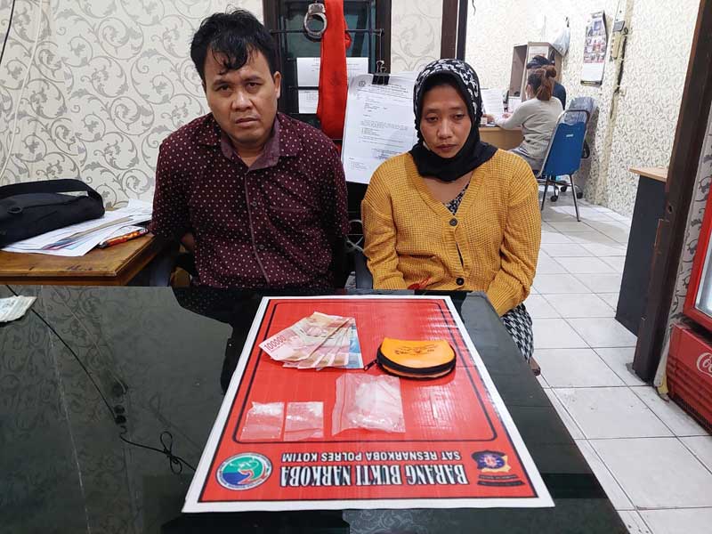 Suami-Istri Kompak Masuk Penjara