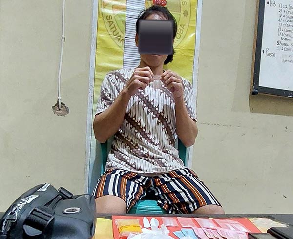 Satuan Reserse Narkoba Kepolisian Resor (Polres) Gunung Mas (Gumas) meringkus seorang pengedar sabu-sabu