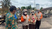 Kwartir Cabang ( Kwarcab) Gerakan Pramuka Kabupaten Kotawaringin Timur (Kotim) peduli terhadap musibah kebakaran yang melanda pasar di Desa Pundu