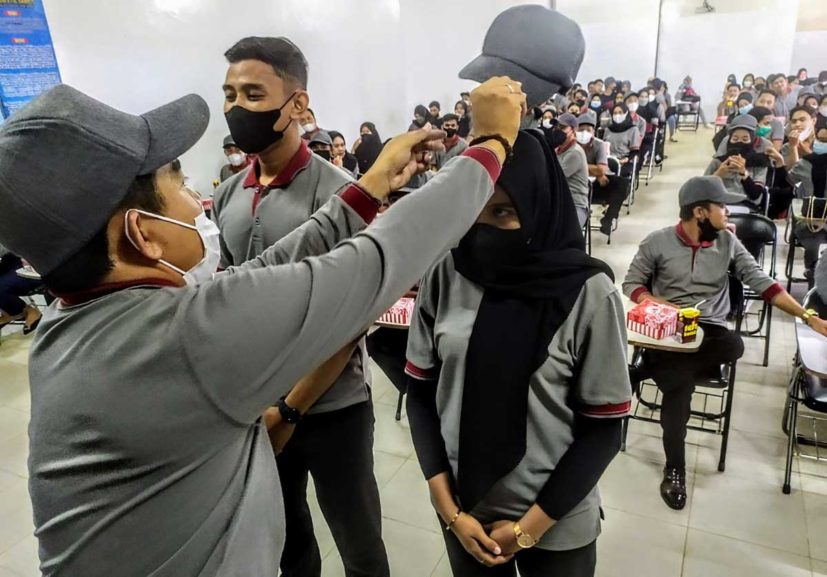 STIE Sampit Tutup Kuliah Kerja Nyata