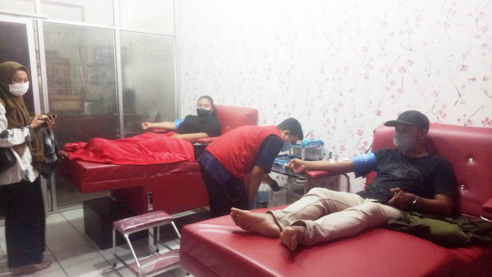 Persatuan Wartawan Indonesia (PWI) Kotawaringin Barat laksanakan aksi donor darah