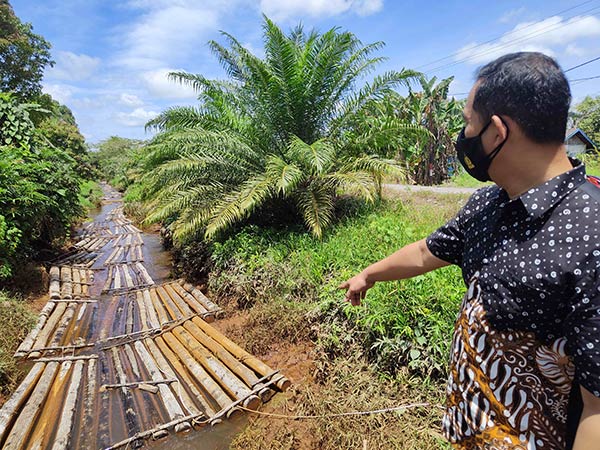 Direktorat Kepolisian Air dan Udara (Ditpolairud) Polda Kalteng mengungkap kasus ilegal logging