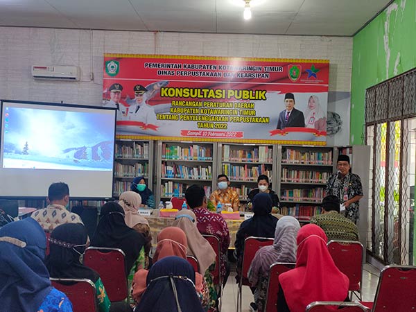 Pemerintah Kabupaten Kotawaringin Timur (Kotim) melalui Dinas Perpustakaan dan Kearsipan menggelar konsultasi publik rancangan Peraturan Daerah (Perda) Kotim