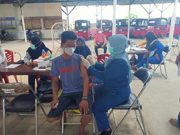 Program layanan vaksinasi Covid-19 terus digencarkan