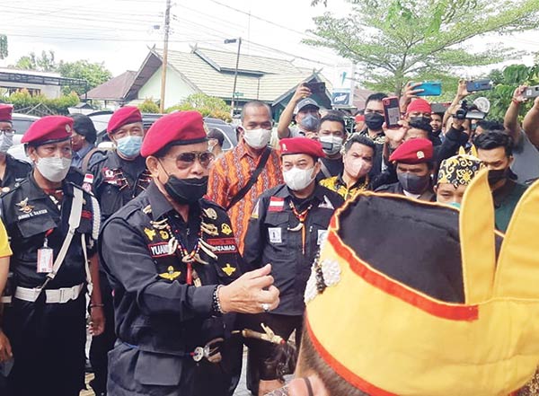 Pelantikan Pengurus Barisan Pertahanan Masyarakat Adat Dayak (Batamad) Kabupaten Kotawaringin Timur (Kotim) Sabtu (5/3) lalu nyaris dibubarkan paksa