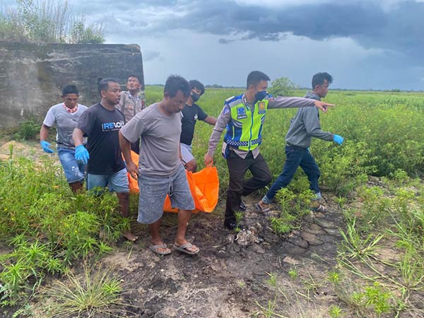 Warga Sukamara digegerkan dengan penemuan mayat di bawah Jembatan Jelai