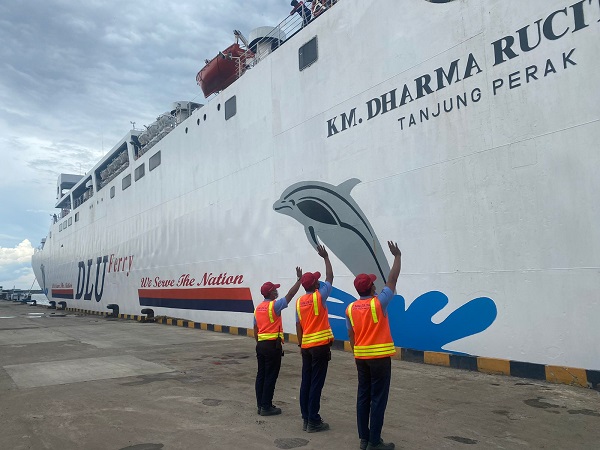 kapal dharma lautan utama