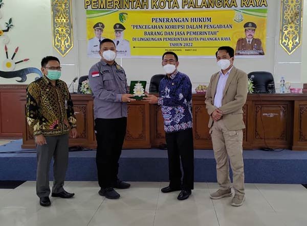 KEJARI-PALANGKA-RAYA Mencegah terjadinya tindak pidana korupsi dalam pengadaan barang dan jasa pemerintah di lingkup Pemerintah Kota Palangka Raya tahun 2022