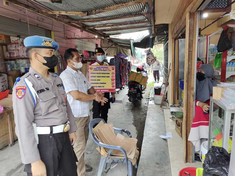 Pedagang Pasar Diberi Edukasi Penanganan Korona