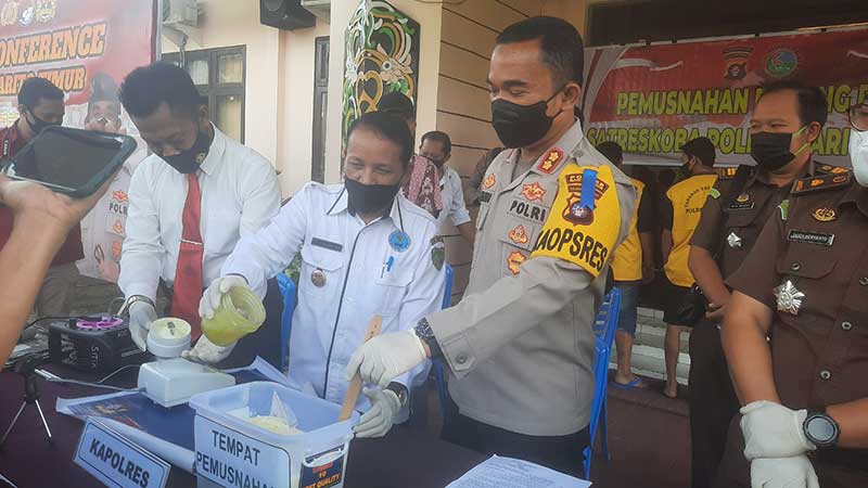 Kepolisian Barito Timur (Bartim) memusnahkan barang bukti hasil pengungkapan kasus narkoba