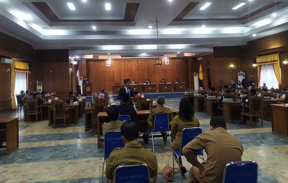 Berebut Posisi Wakil Ketua Komisi C DPRD Kobar