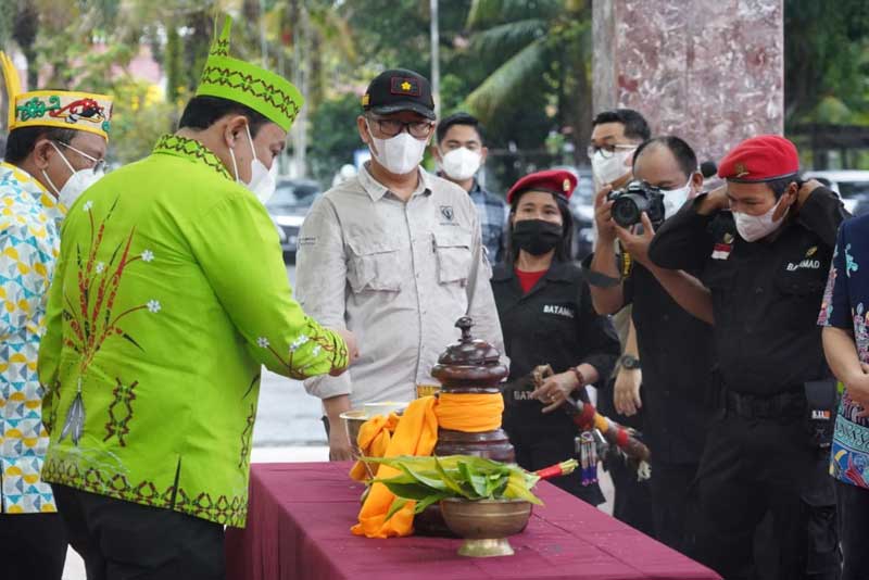 Tanah dan Air Sakral Kalteng Dikirim ke IKN