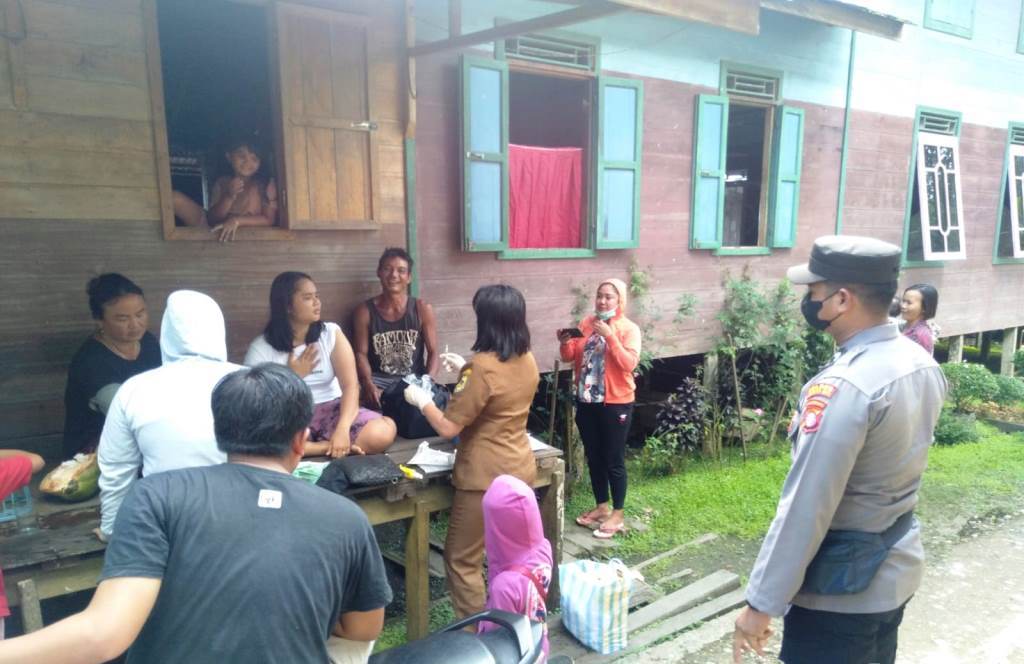 Vaksinasi Covid-19,Gunung Mas