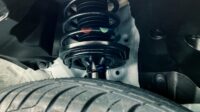 Ciri-ciri Shockbreaker Mobil Rusak