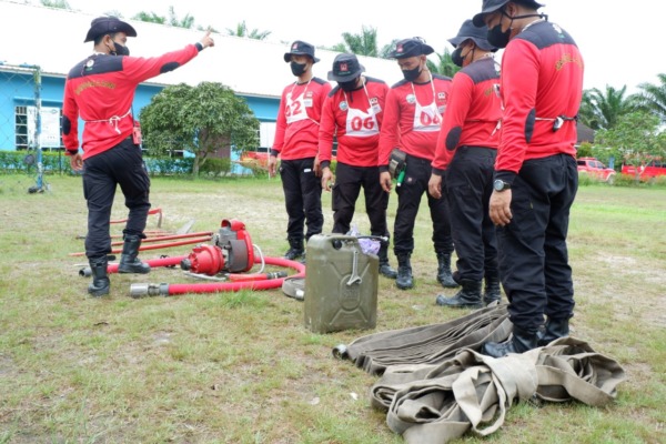 PT Trieka Agro Nusantara Latihan Bersama Manggala Agni Cegah Karhutla