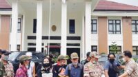 Gerakan Pemuda Dayak (Gerdayak) Kalimantan Tengah bersama sejumlah warga dari Desa Bagendang Tengah