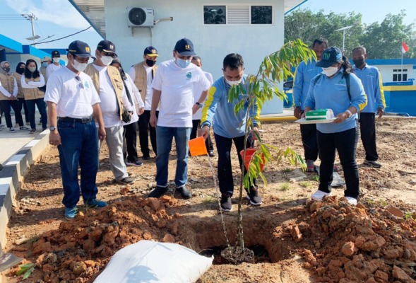 Perumdam Tirta Arut,Pangkalan Bun,Peringati Hari Air Sedunia Perumdam Tirta Arut dan Balai PPW Kalteng Tanam Pohon