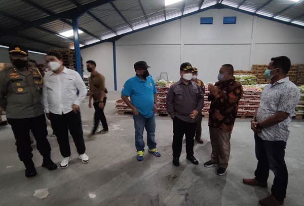 Bupati Kotawaringin Timur (Kotim) H. Halikinnor mengingatkan agar distributor jangan memanfaatkan keadaan