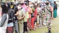 Operasi pasar murah yang digelar Pemerintah Kota Palangka Raya jadi sasaran warga untuk mendapatkan bahan kebutuhan pokok dengan harga jauh lebih rendah