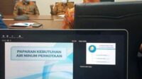 Distribusi air bersih dari Perusahaan Daerah Air Minum (PDAM) di Kabupaten Lamandau masih terkendala jaringan dan kapasitas instalasi pengolahan air