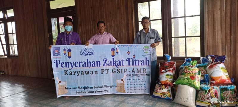 GSIP - AMR serahkan zakat fitrah