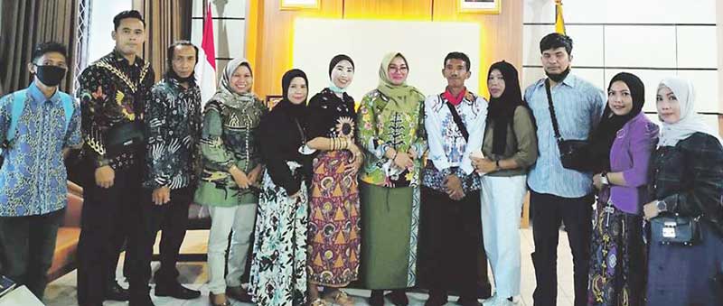 Komunitas Tumbur Sampit