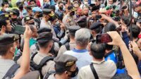 Demo pengadilan negeri palangkaraya