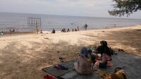 PANTAI-UJUNG-PANDARAN