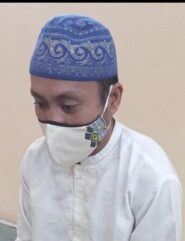 Terdakwa ketika menjalani persidangan di PN Nanga Bulik