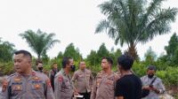 PREMAN-BACOK-POLISI
