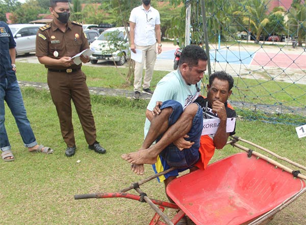 SIDANG-PEMBUNUHAN