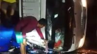 TRUK-TERGULING