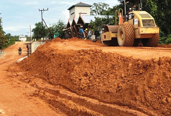 Proyek pembangunan jalan Tumbang Samba – Batu Badinding