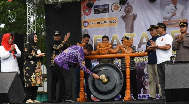 bazar pangkalan banteng