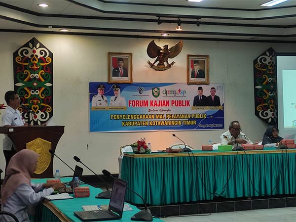 Kegiatan forum kajian publik dalam rangka penyelenggaraan Mal Pelayanan Publik di Kotim