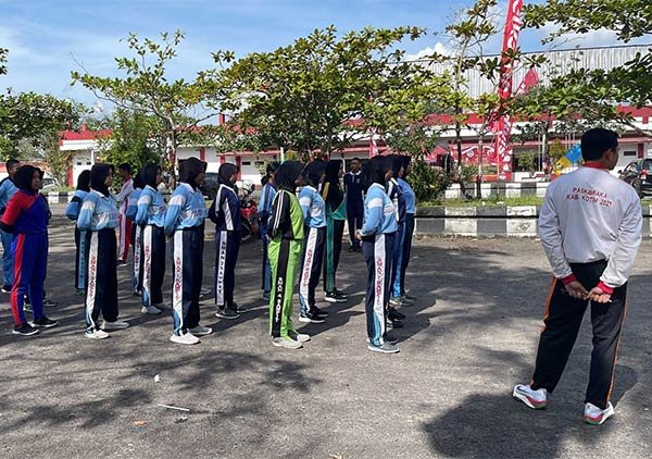 LATIHAN-PASKIBRAKA-KOTIM