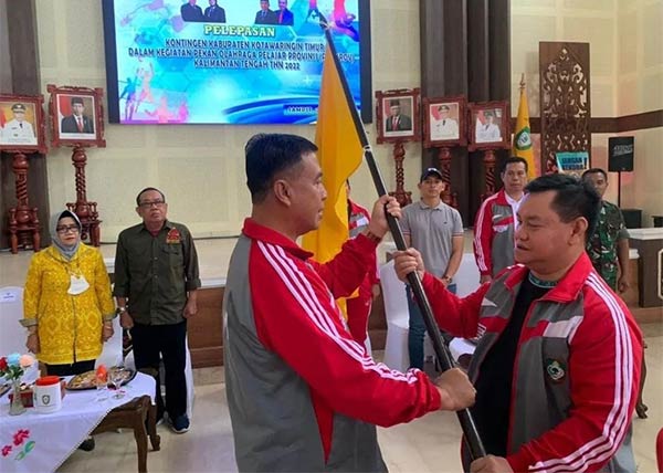 PELEPASAN-KONTINGEN-POPPROV-SAMPIT
