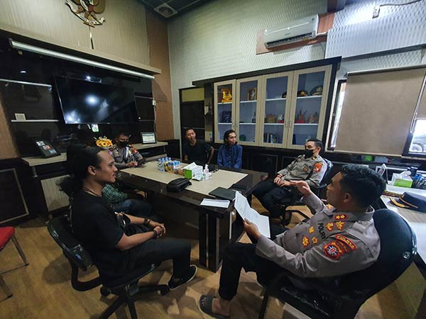 Tolak balap liar