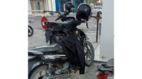 Lokasi parkir sepeda motor Juhriansyah yang diparkir di depan RSUD Sultan Imanuddin Pangkalan Bun yang dipreteli maling