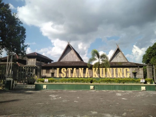 istana kuning 4 jpeg