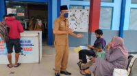 Suasana pelayanan adminduk di gedung bagian depan Kantor Disdukcapil Kotim