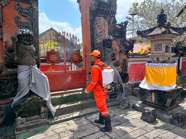 SEMPROT-DISINFEKTAN semprot disinfektan