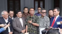 ayah brigadir j, samuel hutabarat