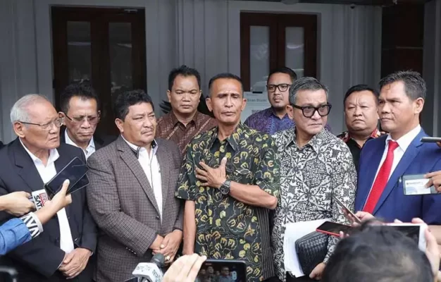 ayah brigadir j, samuel hutabarat