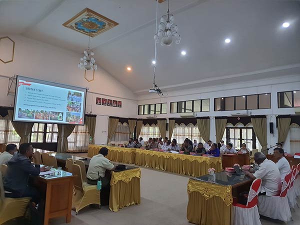 rapat pawai pembangunan di aula bappelitbangda kotim (hgn) 1