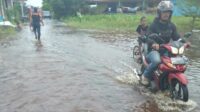 Jalan Anoi komplek Mendawai,palangkaraya,banjir palangkaraya,berita palangkaraya,banjir kalteng,radar sampit