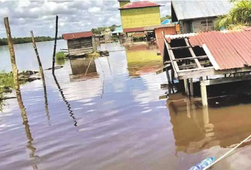 banjir di kota besi